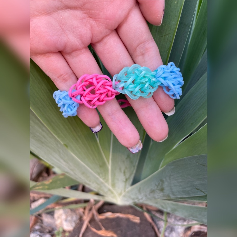 rainbowloom easter egg bracelet
